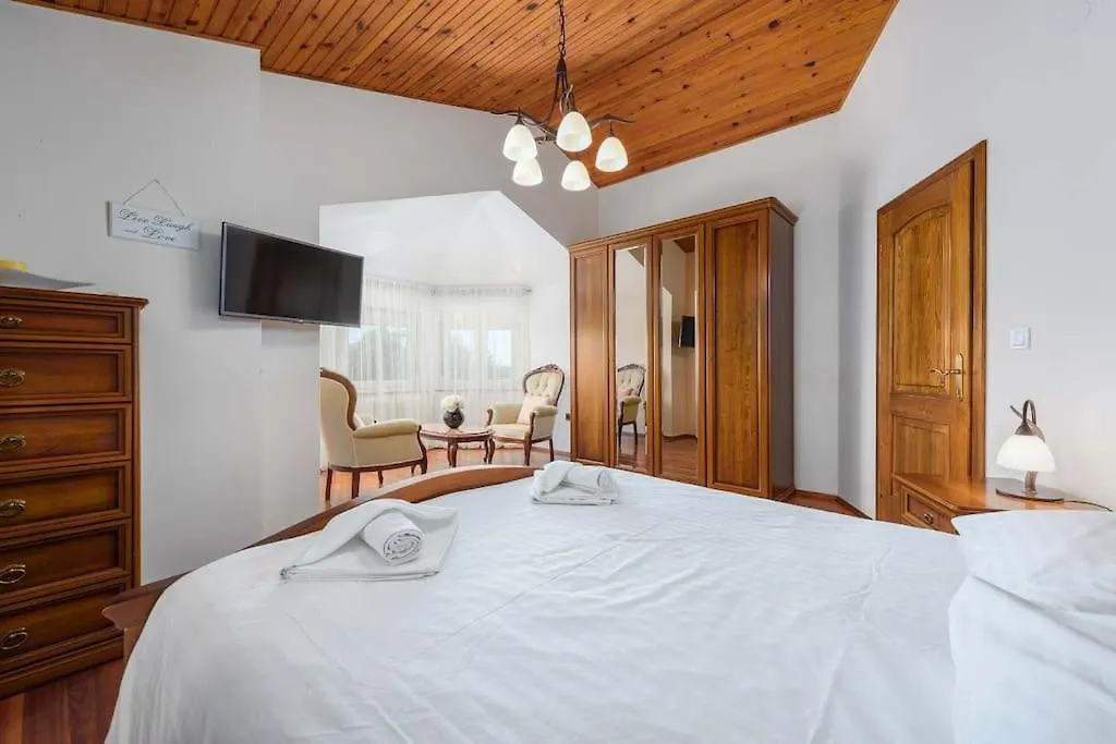 Villa Eufemia بوريتش
