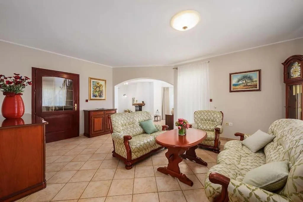 Villa Eufemia بوريتش
