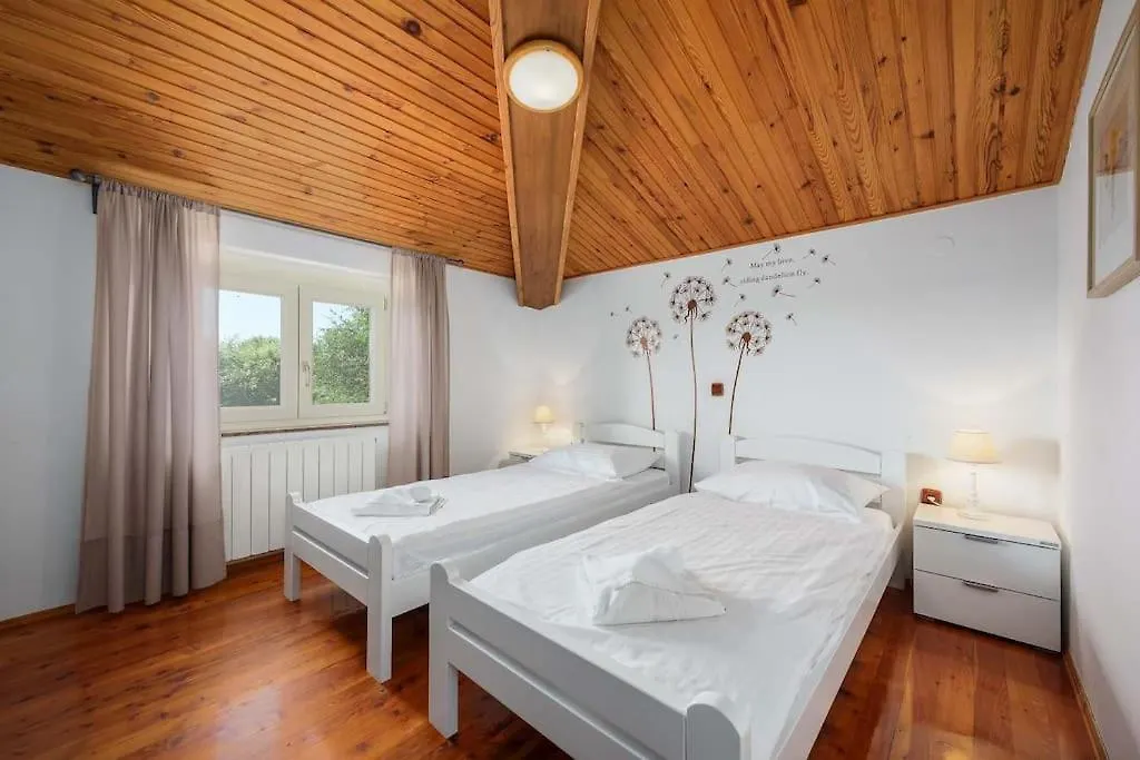 Villa Eufemia بوريتش